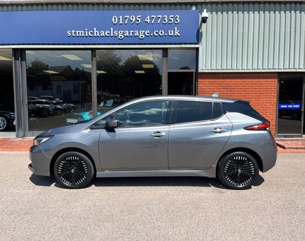 Nissan LEAF Leaf E + N-Connecta Electric, 60.9 kw/h battery, 239 mile range 5dr 11
