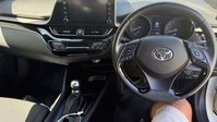 Toyota C-HR 1.8 VVT-h GPF Icon SUV 5dr Petrol Hybrid CVT Euro 6 (s/s) (122 ps) 7