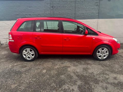 Vauxhall Zafira 1.8 16V Exclusiv Euro 5 5dr (SNav) 7