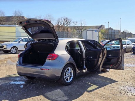 Mercedes-Benz A Class 1.5 A180d SE Hatchback 5dr Diesel 7G-DCT Euro 6 (s/s) (116 ps) 16