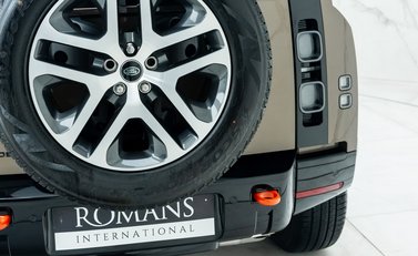 Land Rover Defender 110 X P400 29