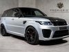 Land Rover Range Rover Sport SVR CARBON EDITION. DEPLOYABLE SIDE STEPS. MATRIX LEDs. CARBON FIBRE ENGINE BAY
