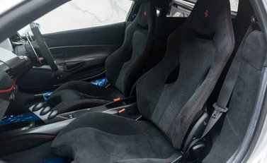 Ferrari 488 Pista Piloti 20