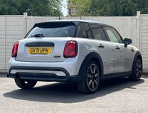 Mini Hatch 1.5 Cooper Exclusive Hatchback 5dr Petrol Steptronic Euro 6 (s/s) (136 ps) 5