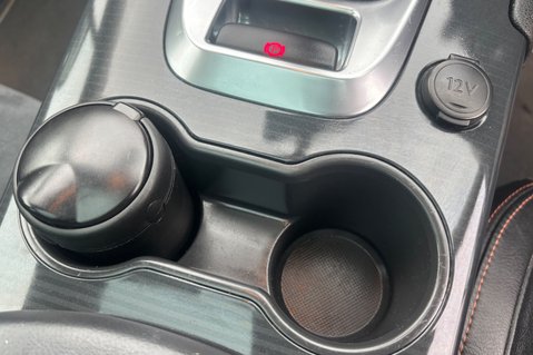 Peugeot 3008 HDI CROSSWAY 1.6 HDi..GLASS ROOF..SAT NAV..HEAD UP DISPLAY..F/S/H 19