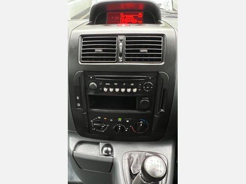 Peugeot Expert 2.0 HDi Panel Van 4dr Diesel Manual L1 H1 (196 g/km, 136 bhp) 35