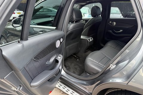 Mercedes-Benz GLC GLC 350 D 4MATIC AMG LINE PREMIUM PLUS -360 CAMERAS -FULL M/B SERVICE HIST 33