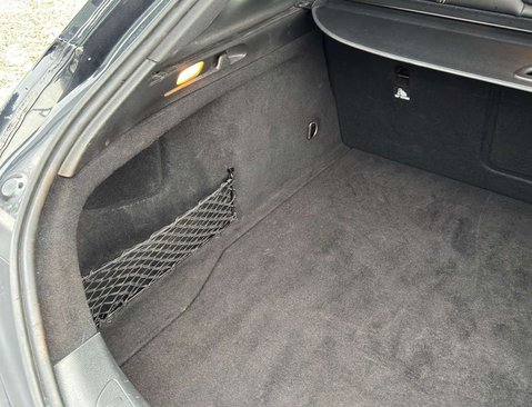 Mercedes-Benz CLA Class 2.1 CLA 220 WhiteArt D Auto 5dr 38