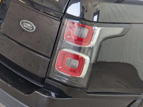 Land Rover Range Rover 4.4 Range Rover Autobiography SDV8 Auto 4WD 5dr 43