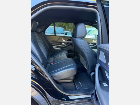 Mercedes-Benz GLE 2.0 GLE300d AMG Line (Premium) SUV 5dr Diesel G-Tronic 4MATIC Euro 6 (s/s) 30