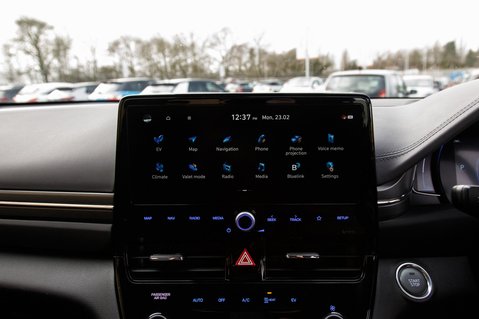 Hyundai IONIQ PREMIUM 29