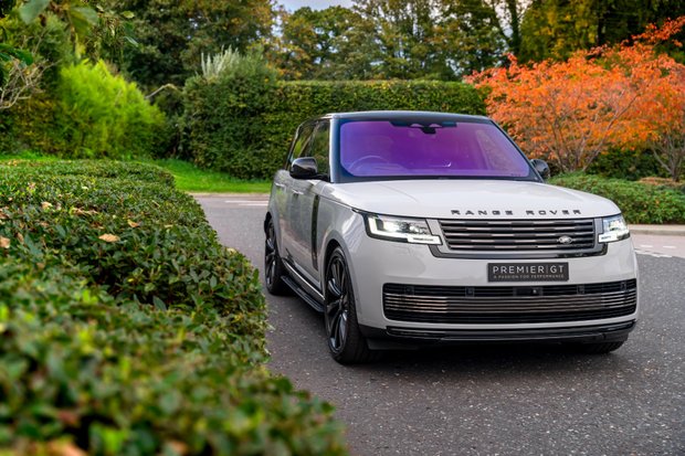 Land Rover Range Rover SV. NOW SOLD. SIMILAR REQUIRED. PLEASE CALL 01903 254800. 1