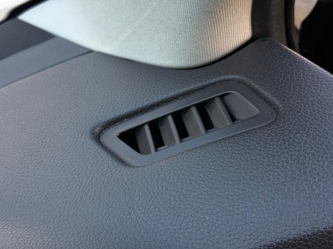 Nissan Qashqai 1.2 DIG-T n-tec 2WD Euro 6 (s/s) 5dr 73