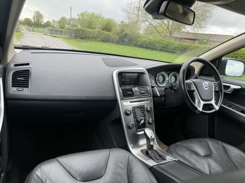 Volvo XC60 D5 SE LUX NAV AWD 12