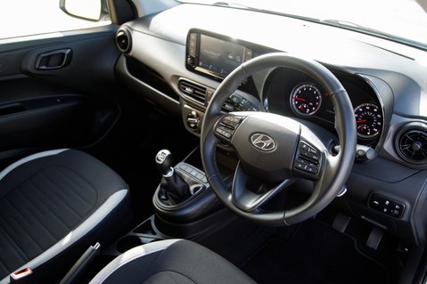 Hyundai i10 MPI SE CONNECT 4