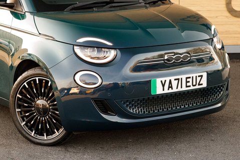 Fiat 500e LA PRIMA 12