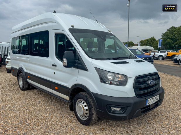 Ford Transit Minibus XLWB L4H3 High Roof 17 Seats Camera Trend SELECT 5