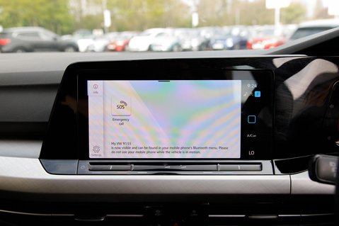 Volkswagen Golf LIFE TSI 27