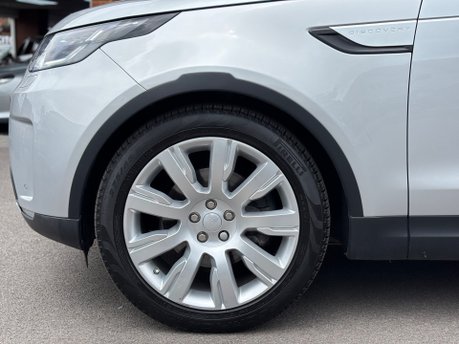 Land Rover Discovery 3.0 TD V6 HSE LUXURY SUV 5dr Diesel Auto 4WD Euro 6 (s/s) (258 ps) 9