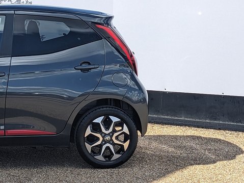 Toyota Aygo VVT-I X-TREND TSS 6