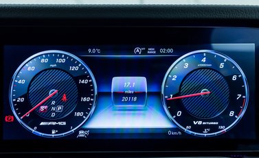 Mercedes-Benz G Class AMG G 63 22