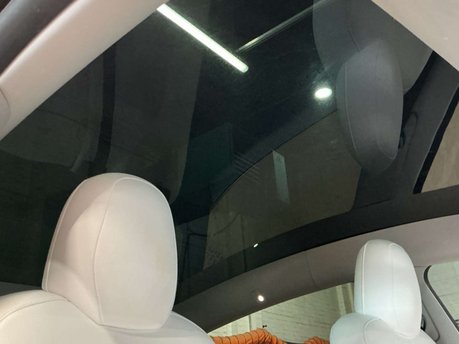 Tesla Model Y ModeL Y Long Range AWD 4WD 5dr 17