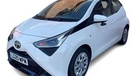 Toyota Aygo 1.0 VVT-i x-play Hatchback 5dr Petrol x-shift Euro 6 (71 ps) 2