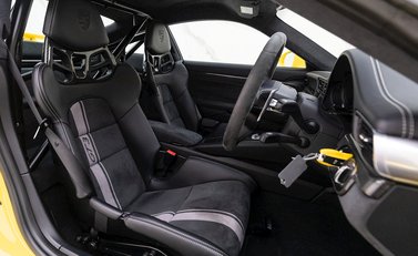 Porsche 911 (991.2) GT3 10