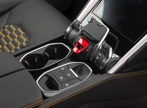 Lamborghini Urus 23