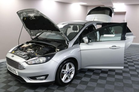 Ford Focus TITANIUM 16