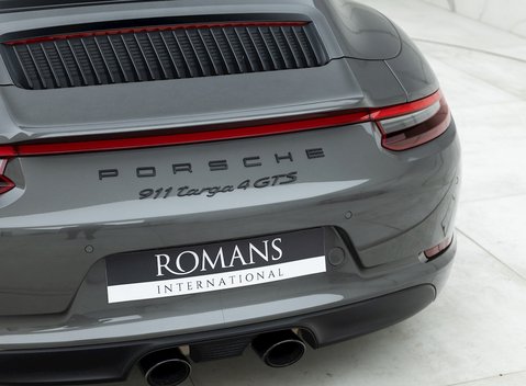 Porsche 911 Targa 4 GTS (991.2) Targa 25