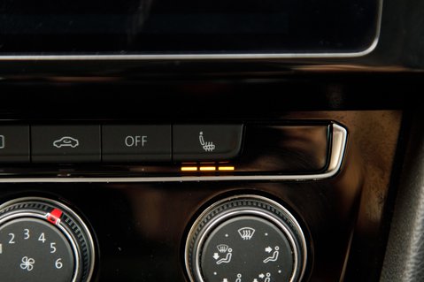 Volkswagen Passat SEL TSI EVO DSG 31