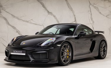 Porsche Cayman GT4 (718) 6
