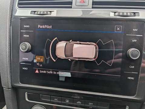 Volkswagen Golf SE NAVIGATION TSI BLUEMOTION TECHNOLOGY 25