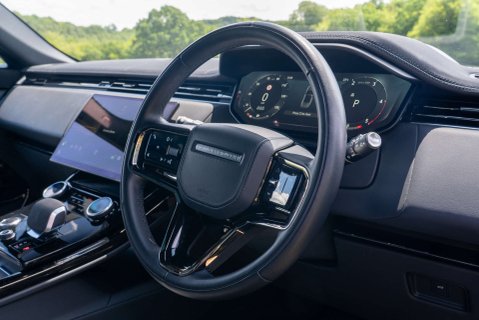 Land Rover Range Rover Sport D300 Dynamic SE 13