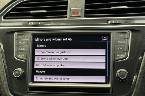 Volkswagen Tiguan R-LINE TDI BMT 4MOTION DSG -RARE LEATHER -DYNAUDIO -TOWBAR -APPLE CARPLAY  55