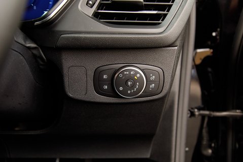 Ford Focus ACTIVE X 15