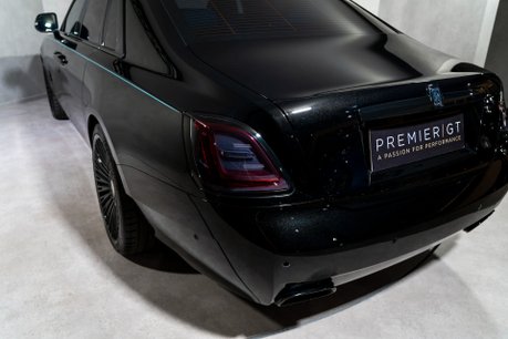 Rolls-Royce Ghost V12 BLACK BADGE. FULL PPF. HUD. STARLIGHT HEADLINER. H, C & M SEATS 75