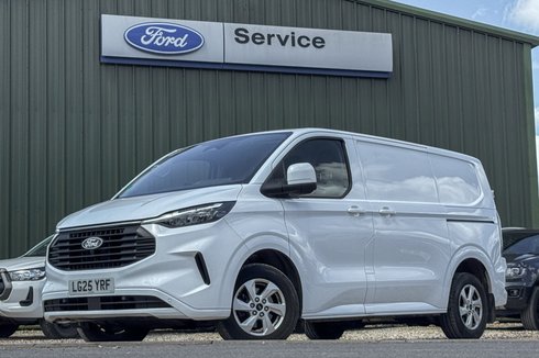 Ford Transit Custom SWB L1H1 Low Roof Limited 280 Air Con Alloys Sensors EURO 6