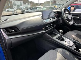 Nissan Qashqai 1.3 Qashqai N-Connecta DiG-T MHEV 5dr 16