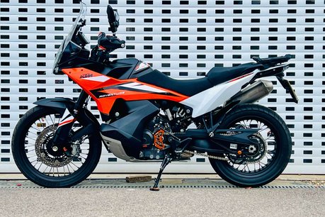 KTM Adventure 890 Adventure 21