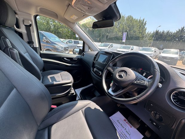 Mercedes-Benz Vito Crew Cab AUTO LWB L2H1 Sport 119 Camera Nav Sensors EURO 6 17
