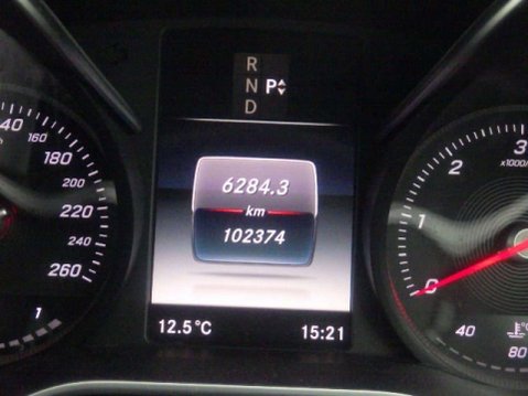 Mercedes-Benz V Class 2.2 V220d BlueTEC SE MPV 5dr Diesel G-Tronic+ Euro 6 (s/s) 7 Seat (163 ps) 12