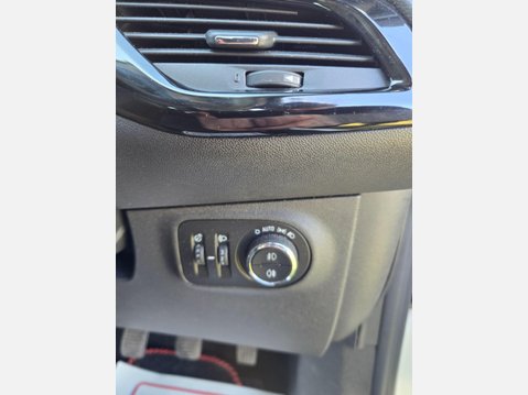 Vauxhall Corsa 1.4i ecoTEC Griffin Euro 6 5dr 25