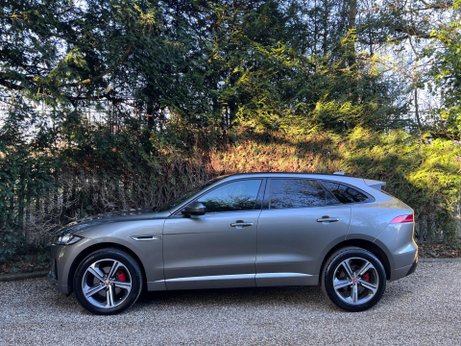 Jaguar F-Pace 3.0 D300 V6 S Auto AWD Euro 6 (s/s) 5dr 2