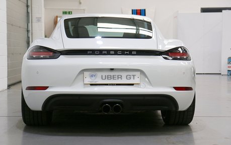 Porsche 718 Cayman PDK - Incredible Specification 8