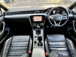 Volkswagen Passat 1.5 Passat R-Line TSi Evo 5dr 2