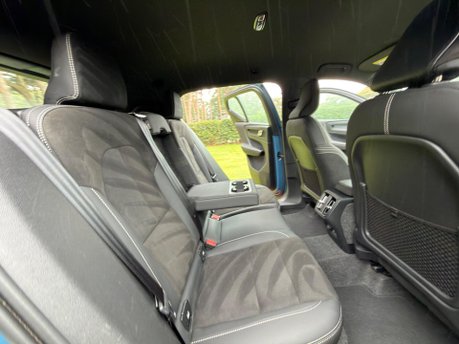 Volvo XC40 B4 PLUS 12