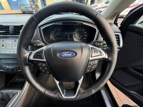 Ford Mondeo 1.5 TDCi ECOnetic Titanium Euro 6 (s/s) 5dr 15