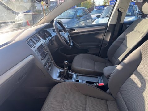 Volkswagen Golf 1.4 TSI BlueMotion Tech Match Euro 5 (s/s) 5dr 27